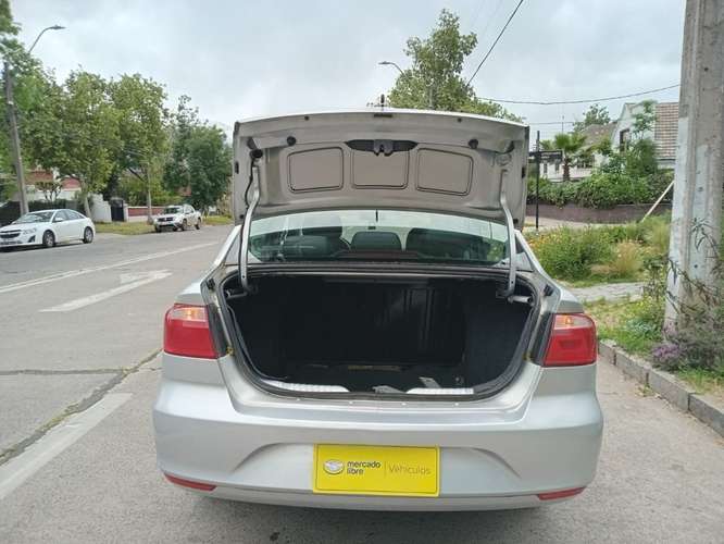 VOLKSWAGEN VOYAGE 1.6 POWER 4X2 2AB AC MT 4P. 2019