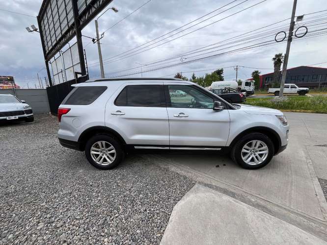 FORD EXPLORER XLT 4X4 3.5 2019