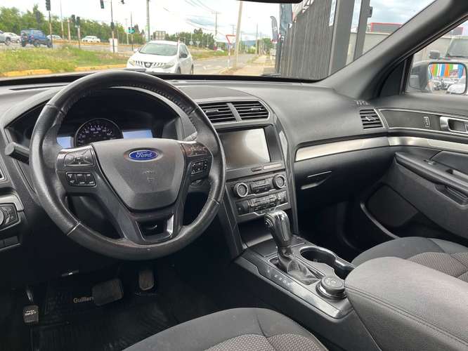 FORD EXPLORER XLT 4X4 3.5 2019