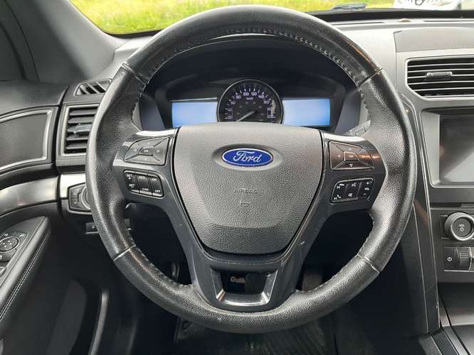 FORD EXPLORER XLT 4X4 3.5 2019
