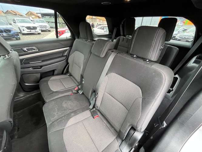 FORD EXPLORER XLT 4X4 3.5 2019