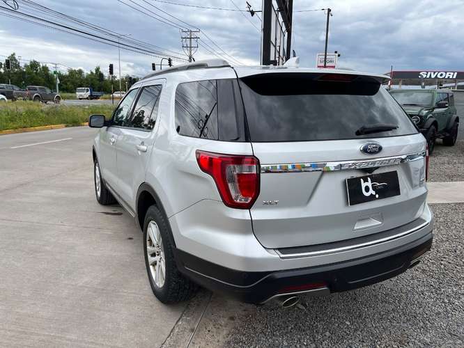 FORD EXPLORER XLT 4X4 3.5 2019