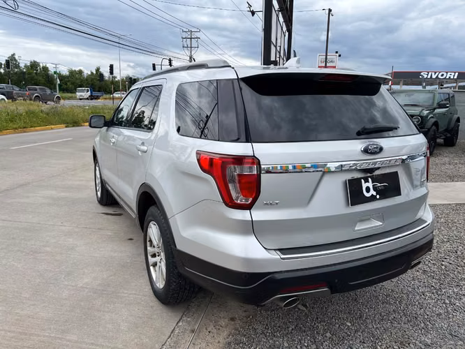 FORD EXPLORER XLT 4X4 3.5 2019 - Imagen 3