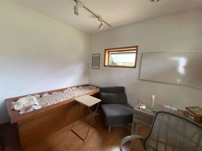 CASA ARRIENDO CASA INTERIOR MUY CÓMODA Y EN SECTOR RESIDENCIAL DE LA REINA ALTA