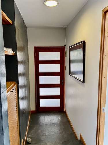 CASA ARRIENDO CASA INTERIOR MUY CÓMODA Y EN SECTOR RESIDENCIAL DE LA REINA ALTA