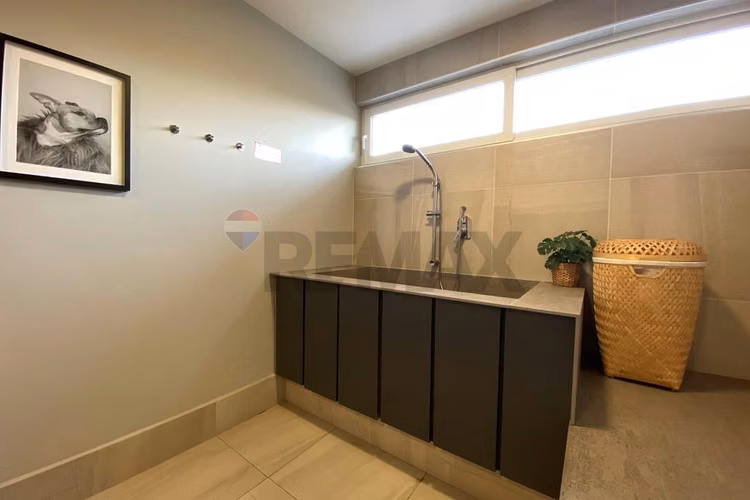 Semi nuevo, hermosa vista¡. - Imagen 27
