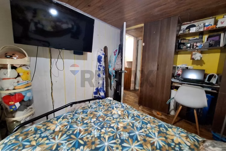4 dormitorios / amplio living y patio - Imagen 14