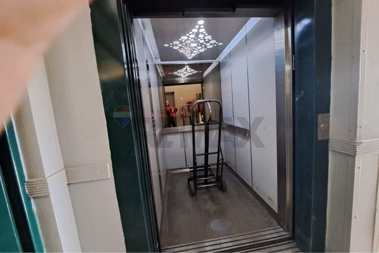 Comercial-logístico de 2.143 m² - Imagen 13