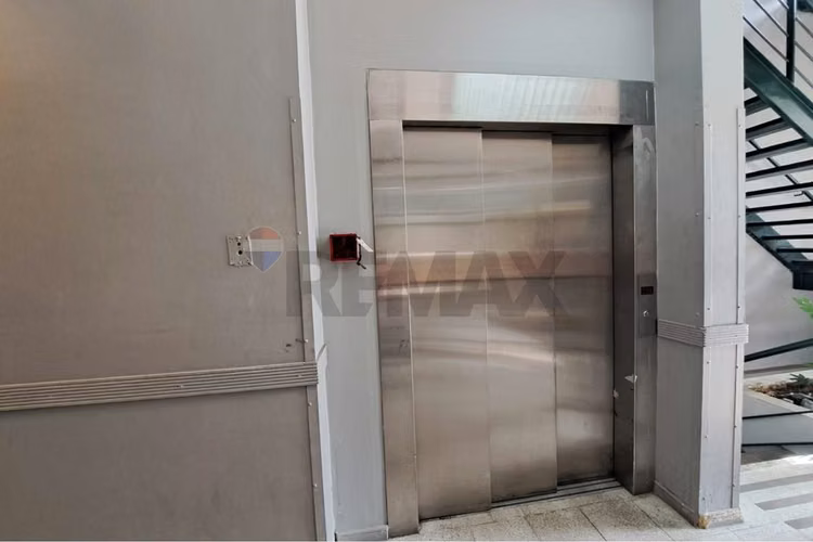 Comercial-logístico de 2.143 m² - Imagen 26