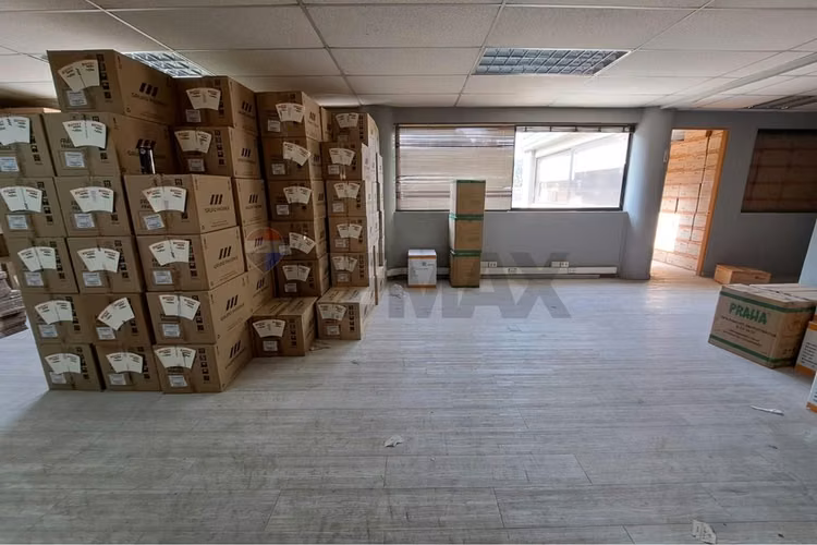 Comercial-logístico de 2.143 m² - Imagen 6