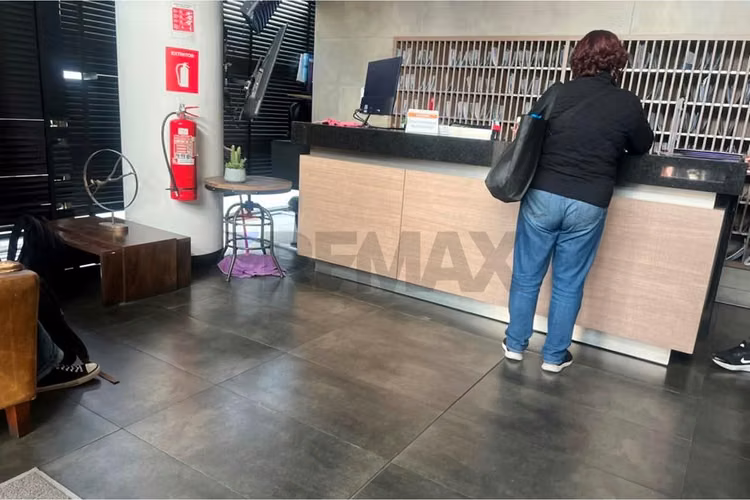 Departamento , con una ubicación privilegiada - Imagen 5