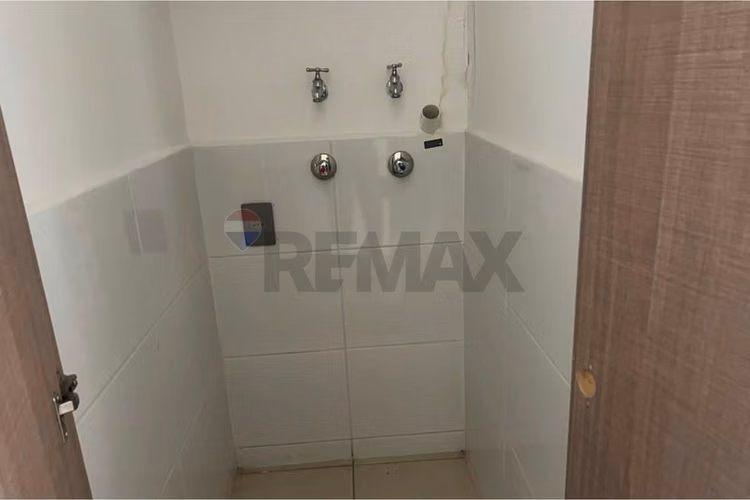 Departamento , con una ubicación privilegiada - Imagen 21
