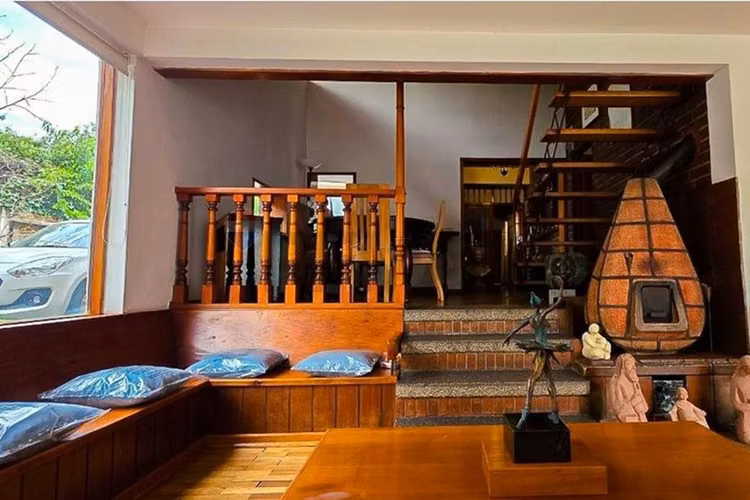 Casa de 5 dormitorios en macul - Imagen 9