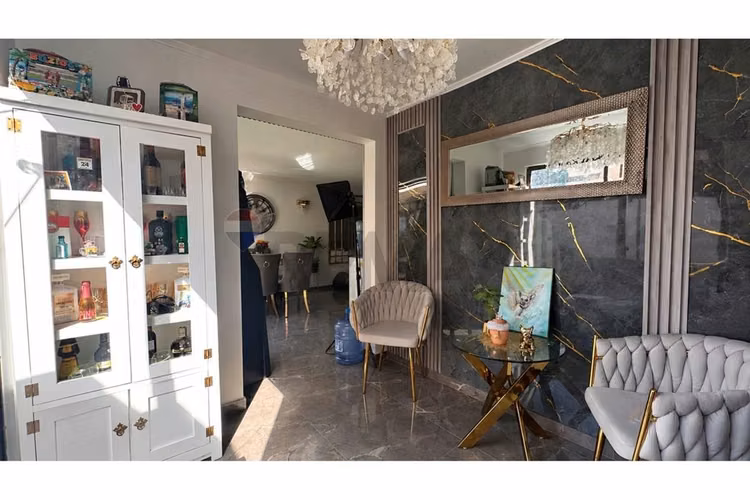 Casa arriendo 5 dormitorios familias - Imagen 3