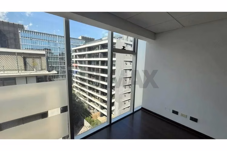 Oficina 58 m² + 2 est. av. las condes - Imagen 11
