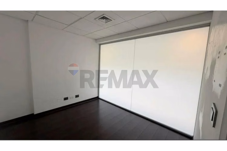 Oficina 58 m² + 2 est. av. las condes - Imagen 14
