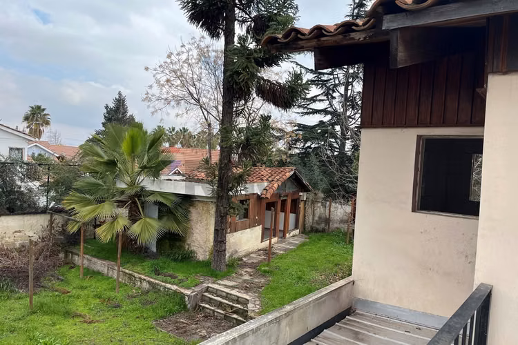 Casa con gran terreno y potencial comercial - Imagen 18