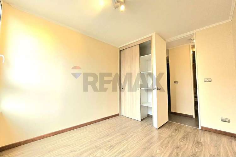 Arriendo - 2 dormitorios con estacionamiento - Imagen 17