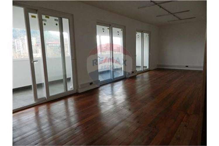 Oficina en barrio lastarrias 6to piso