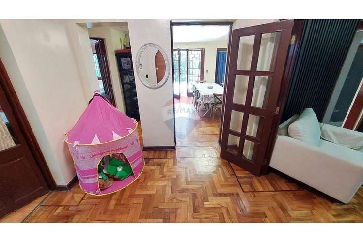 Casa remodelada con patio!! - Imagen 5