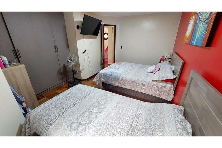 Casa remodelada con patio!! - Imagen 22