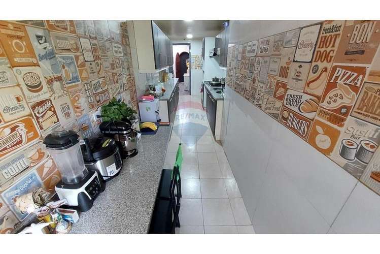Casa remodelada con patio!! - Imagen 11