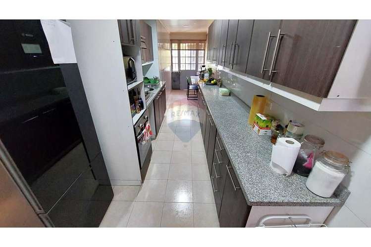 Casa remodelada con patio!! - Imagen 9
