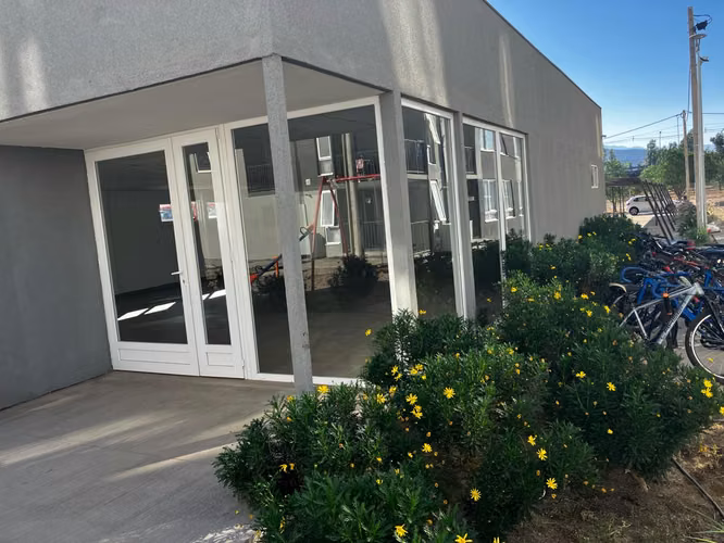 ARRIENDO DEPATAMENTO 2D/2B CON ESTACIONAMIENTO TECHADO, LODG
