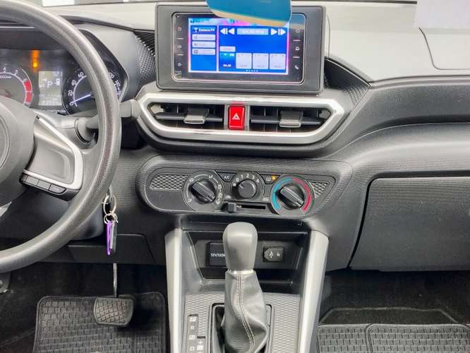 Toyota Raize 1.2  E  At 2022 - Imagen 10