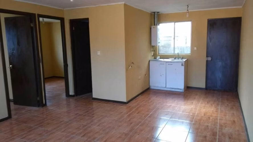 Casa 2 dormitorios a 1 cuadra de Av Colon - Imagen 5