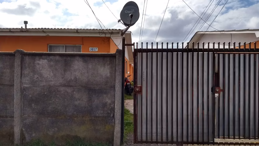 Casa 2 dormitorios a 1 cuadra de Av Colon - Imagen 8