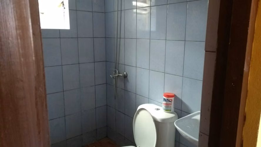 Casa 2 dormitorios a 1 cuadra de Av Colon - Imagen 7