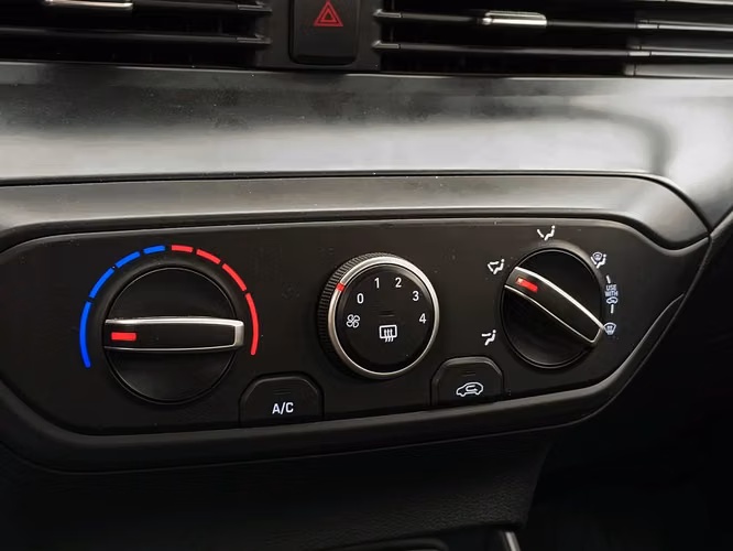 HYUNDAI I20 2025 - Imagen 19
