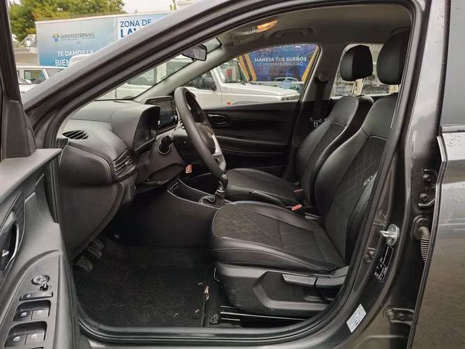 HYUNDAI I20 2025 - Imagen 13