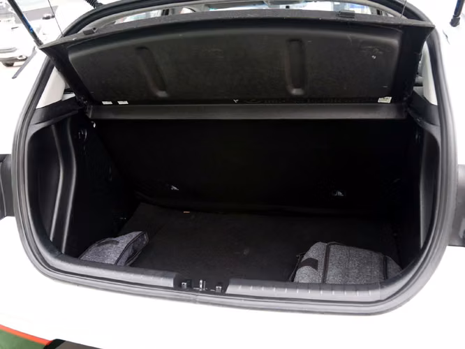 HYUNDAI I20 2025 - Imagen 10