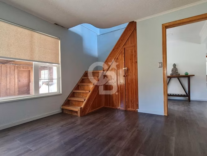 Espaciosa con Bosque Nativo y Piscina Privada - Imagen 18