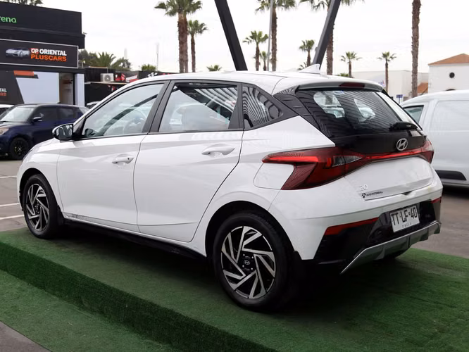 HYUNDAI I20 2025 - Imagen 8