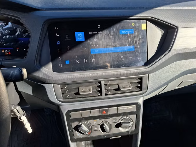 VOLKSWAGEN T-CROSS 2024 - Imagen 18