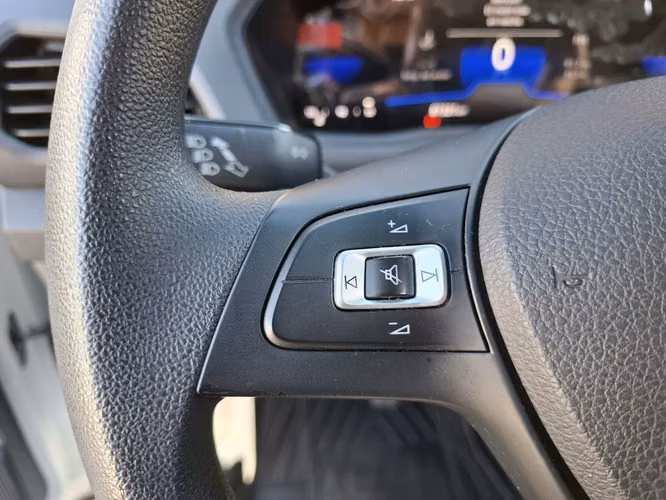 VOLKSWAGEN T-CROSS 2024 - Imagen 13