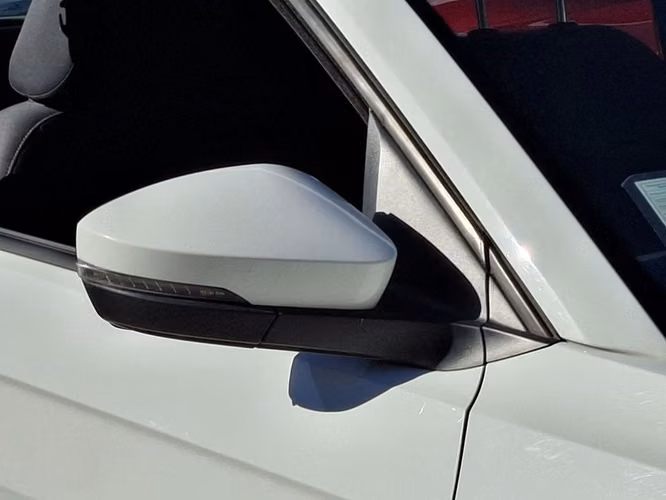VOLKSWAGEN T-CROSS 2024 - Imagen 5