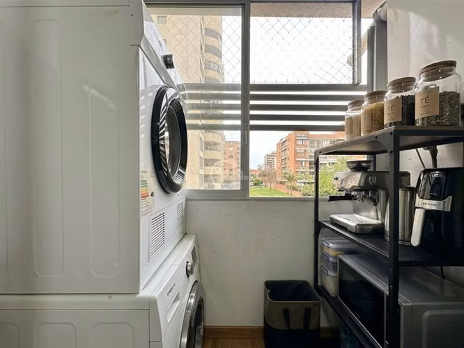 3 dormitorios, 2 baños, estacionamiento, bodega Providencia