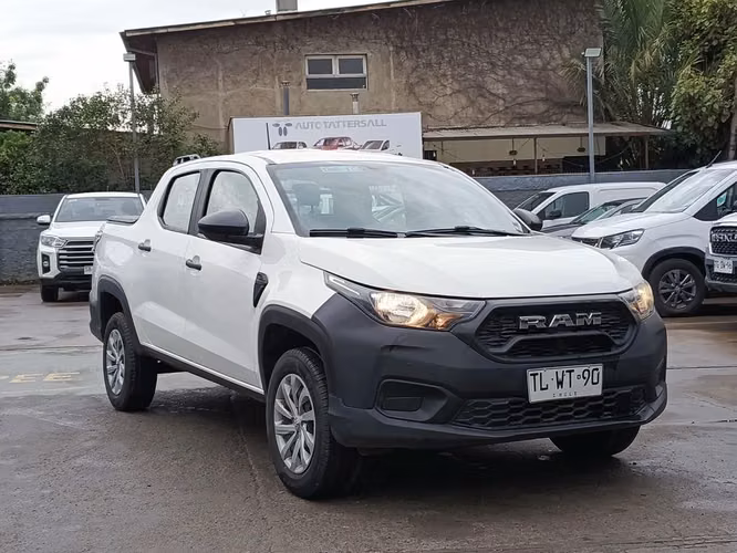 RAM 700 2024 - Imagen 3