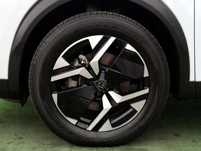 PEUGEOT 2008 2025