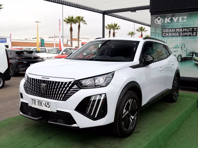 PEUGEOT 2008 2025