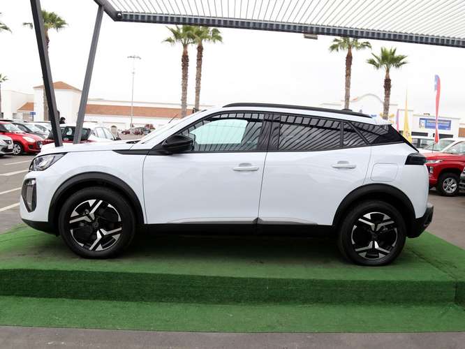 PEUGEOT 2008 2025