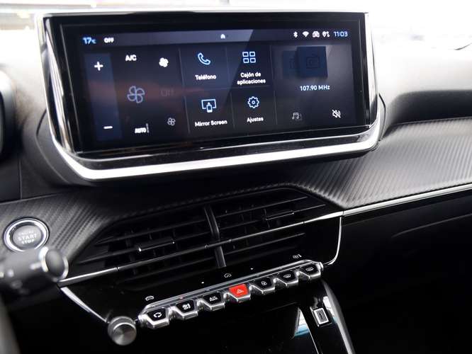 PEUGEOT 2008 2025
