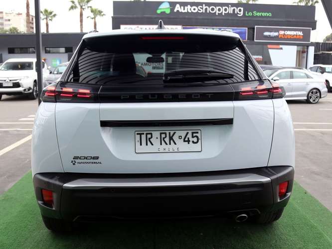PEUGEOT 2008 2025