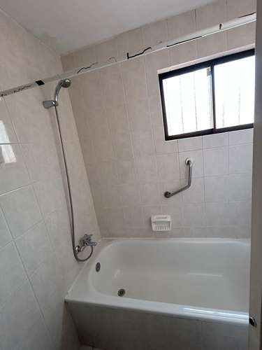 ARRIENDO CASA EN COQUIMBO, AL FRENTE DE LA UNIVERSIDAD CATÓLICA DEL NORTE, 3 DORMITORIOS, 2 BAÑOS.