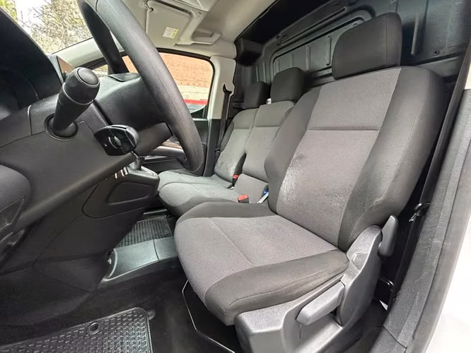 CITROEN BERLINGO BLUEHDI 1.5 - 2024 | 4916 - Imagen 17