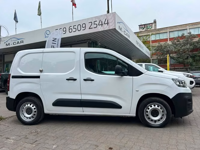 CITROEN BERLINGO BLUEHDI 1.5 - 2024 | 4916 - Imagen 8